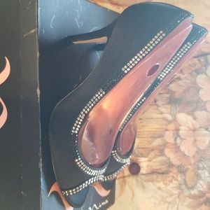 Dress shoes